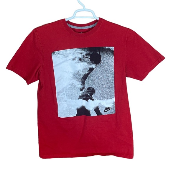 Nike Other - Nike Basketball T-shirt Men’s Size Large Casual Activewear Logo Training Modern